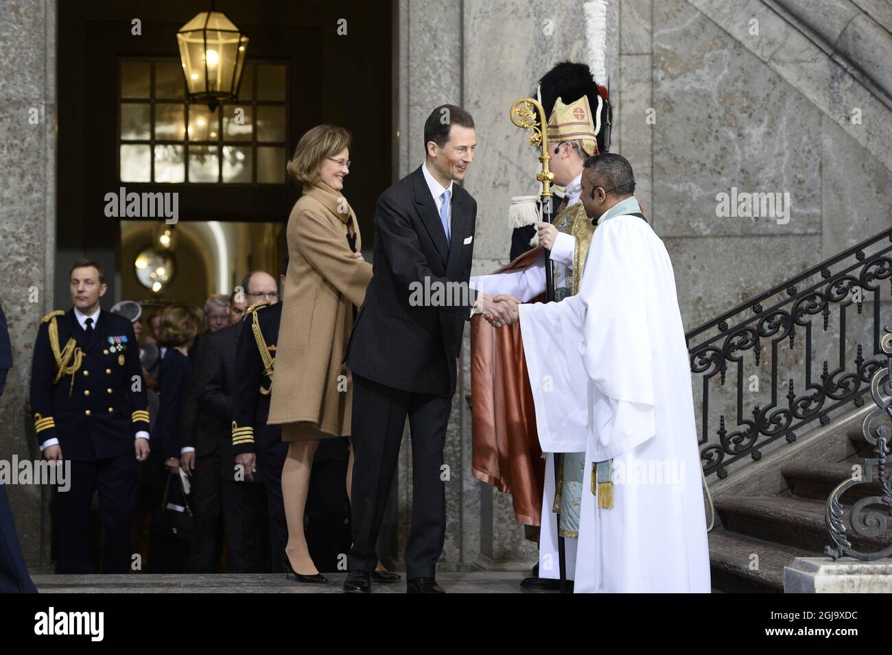 STOCKHOLM 2016-04-30 Alois, Erbprinz von Liechtenstein und Prinzessin Sophia von Liechtenstein, bei der Ankunft beim Te Deum-Danksagedienst in der Königlichen Kapelle anlässlich des Geburtstages des schwedischen Königs Carl XVI. GustafÂ, Samstag, 30. April 2016. Foto: Maja Suslin / TT / Code 10300 Stockfoto