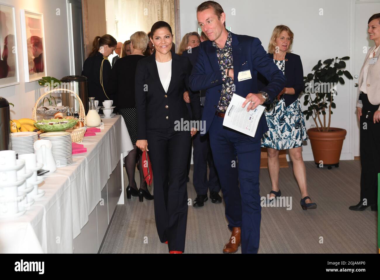 STOCKHOLM 20170518 Kronprinzessin Victoria und Ingvar Larsson, CEO des schwedischen Modeunternehmens Lindex, nehmen am Donnerstag an der Jahrestagung der schwedischen Führung für nachhaltige Entwicklung in Stockholm Teil Foto: Fredrik Sandberg / TT kod 10080 Stockfoto