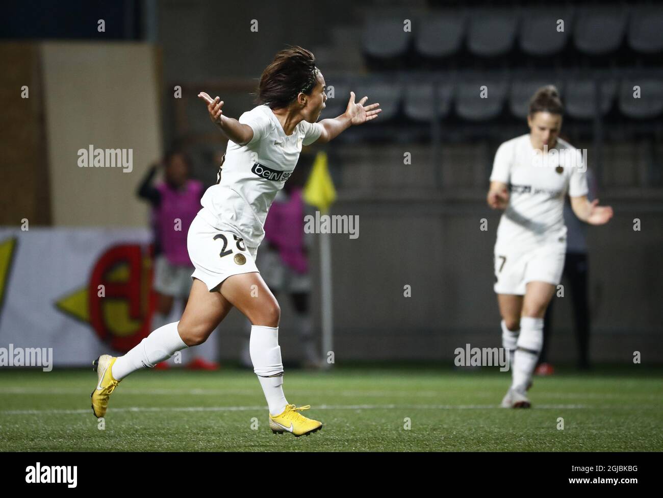 Wang Shuang von der PSG feiert das Tor zum Eröffnungstreffer während der Champions League-Runde der Frauen im Jahr 16, dem ersten Fußballspiel zwischen Linkopings FC und Paris SG in der Linkoping Arena, Schweden, am 17. Oktober 2018. Foto: Stefan Jerrevang / TT / Code 60160 Stockfoto