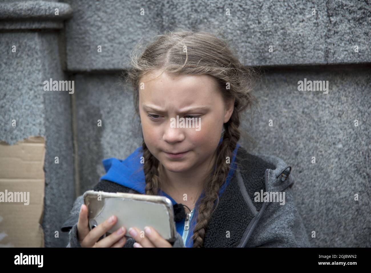 Greta Thunberg während ihrer Schulzeit rütteln wir uns für das Klima am´des Parlamentsgebäudes in Stockholm Schweden 20180907 Foto: Marko Saavala / TT / kod 10510 Stockfoto