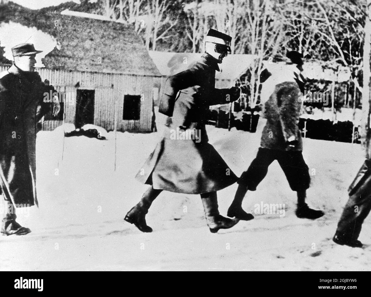 König Haakon VII. Und Kronprinz Olav in Nybergsund suchten während des deutschen Luftangriffs Schutz Stockfoto