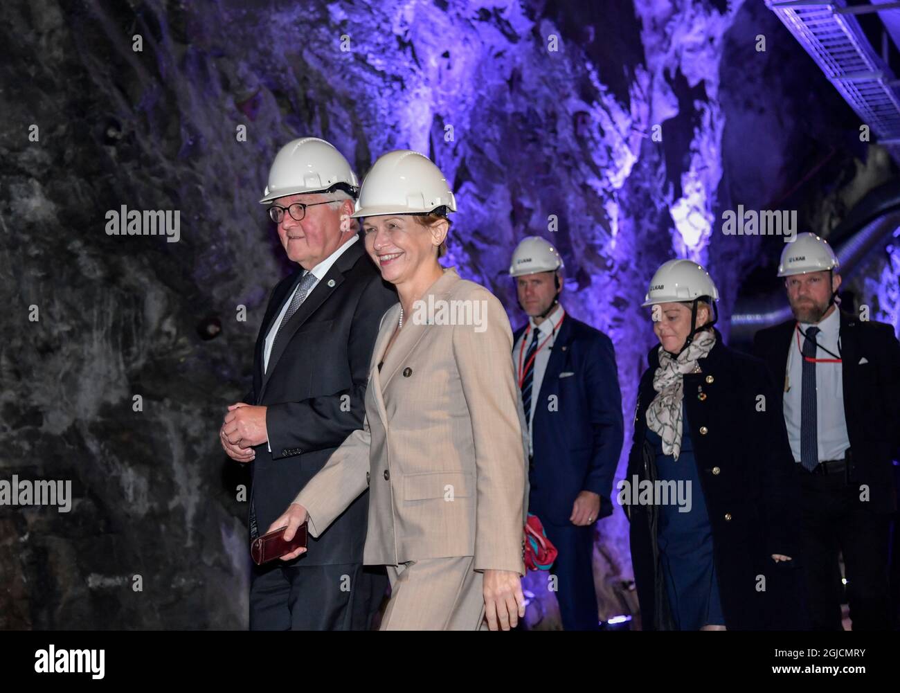 Elke Büdenbender und Bundespräsident Frank-Walter Steinmeier bei einer Tour durch das Bergwerk Kiruna in Schweden, 09. September 2021. Der deutsche Bundespräsident ist zu einem dreitägigen Staatsbesuch in Schweden. Foto: Anders Wiklund / TT-Code 10040 Stockfoto