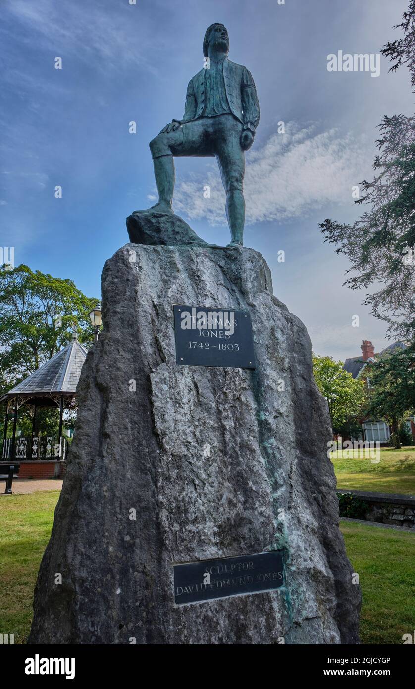 Statue von Thomas Jones in Temple Gardens, Llandrindod Wells, Powys, Wales Stockfoto