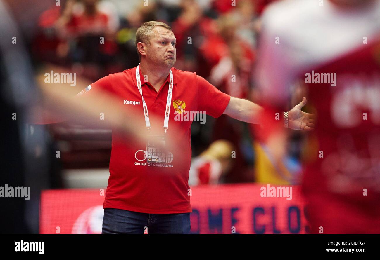 Russlands Cheftrainer Eduard Koksharov während der Männer-Handball-Europameisterschaft, Vorrunde Gruppe E, Spiel zwischen Island und Russland in der Malmo Arena, Schweden, am Montag, 13. Januar 2020. Foto Andreas Hillergren / TT-Code 10600 Stockfoto