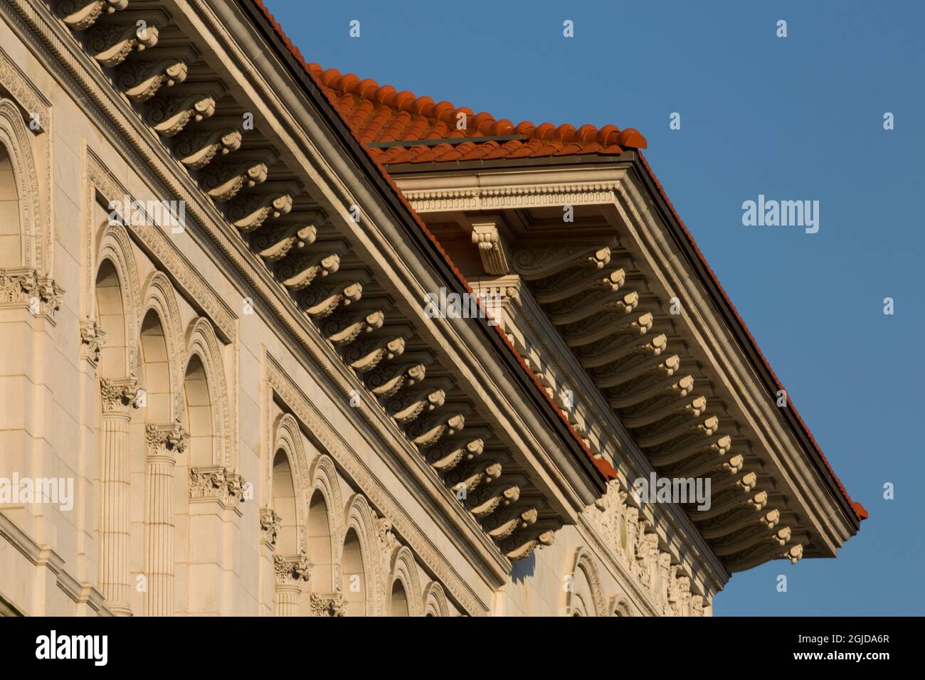 USA, Georgia, Savannah. Architektonisches Design auf altem Bundesgericht. Stockfoto