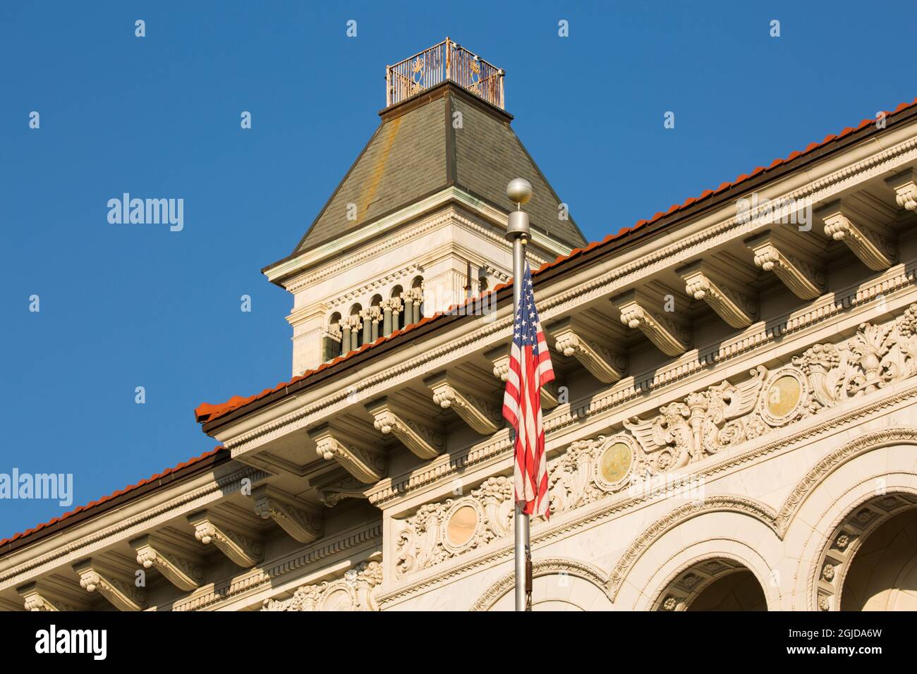 USA, Georgia, Savannah. Architektonisches Detail im alten Bundesgerichtsgebäude im historischen Viertel. Stockfoto