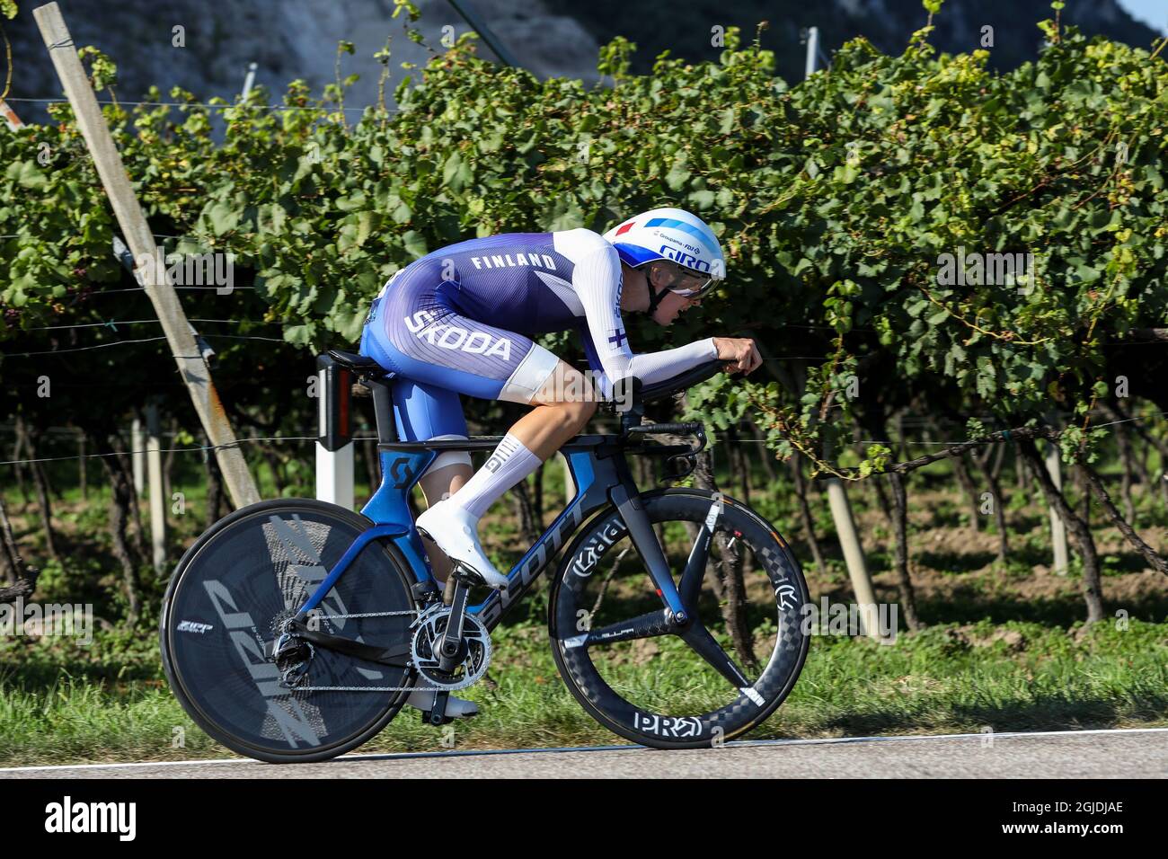 Trento, Trient, Italien, 09. September 2021, Ukko PELTONEN (FIN) während der UEC Road European Championships - Elite Men Individual Time Trial - Street Cycling Credit: Live Media Publishing Group/Alamy Live News Stockfoto