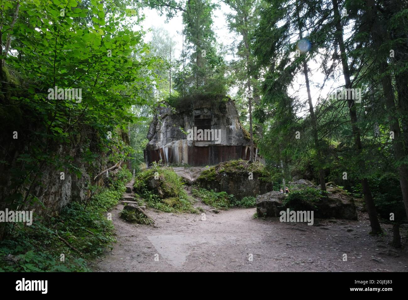 Ketrzyn, Gierloz, Polen - 19. Juli 2021: Casino und Teehaus im Wolf's Lair (Wilczy Szaniec, Wolfsschanze), erbaut von der Organisation Todt. Stockfoto