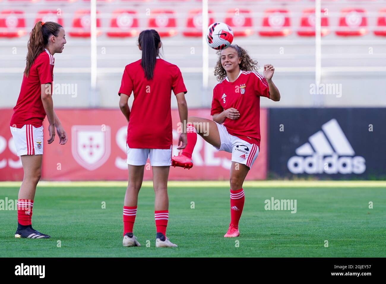 LISSABON, PORTUGAL - 9. SEPTEMBER: Matilde Fidalgo aus Benfica während des Spiels der UEFA Women's Champions League 2021/2022 zur zweiten Qualifikationsrunde zwischen SL Benfica und FC Twente am 9. September 2021 auf dem Futebol Campus Seixal in Lissabon, Portugal (Foto: Andre Weening/Orange Picles) Stockfoto