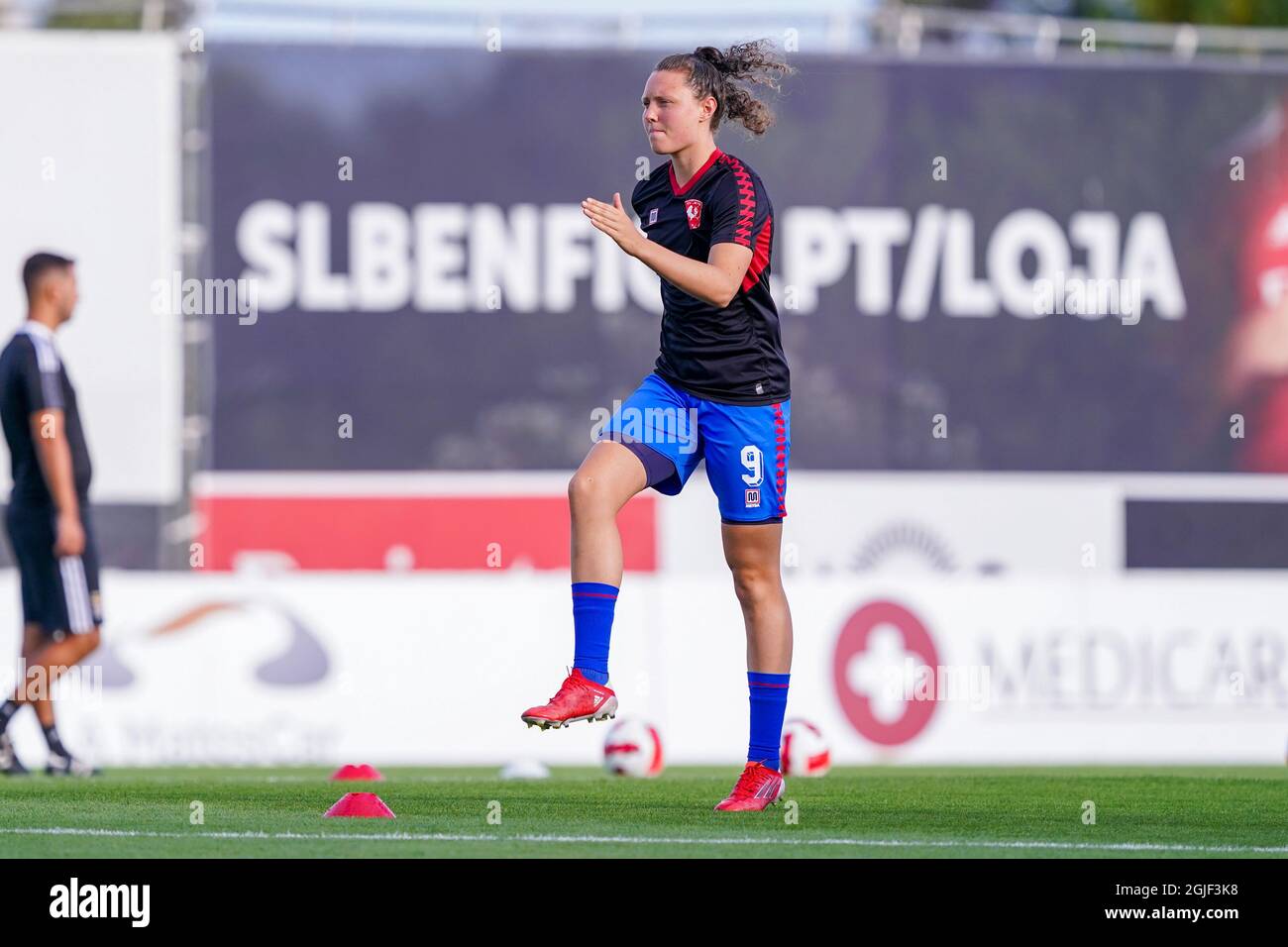 LISSABON, PORTUGAL - 9. SEPTEMBER: Fenna Kalma vom FC Twente während des zweiten Qualifikationsrunden-Spiels der UEFA Women's Champions League 2021/2022 zwischen SL Benfica und FC Twente am 9. September 2021 auf dem Futebol Campus Seixal in Lissabon, Portugal (Foto: Andre Weening/Orange Picles) Stockfoto