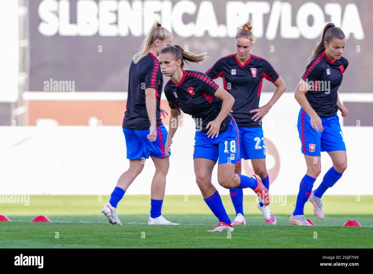 LISSABON, PORTUGAL - 9. SEPTEMBER: Kerstin Casparij vom FC Twente während des zweiten Qualifikationsrunden-Spiels der UEFA Women's Champions League 2021/2022 zwischen SL Benfica und FC Twente auf dem Futebol Campus Seixal am 9. September 2021 in Lissabon, Portugal (Foto: Andre Weening/Orange Picles) Stockfoto