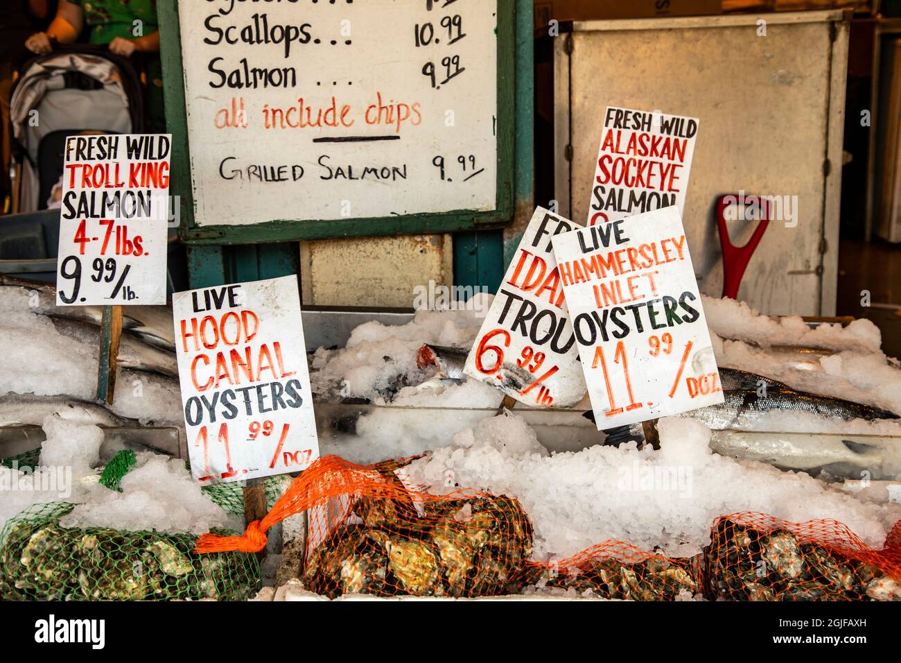 USA, Washington State, Seattle, Pike Place Market. Frische Meeresfrüchte zum Verkauf. (Nur Für Redaktionelle Zwecke) Stockfoto