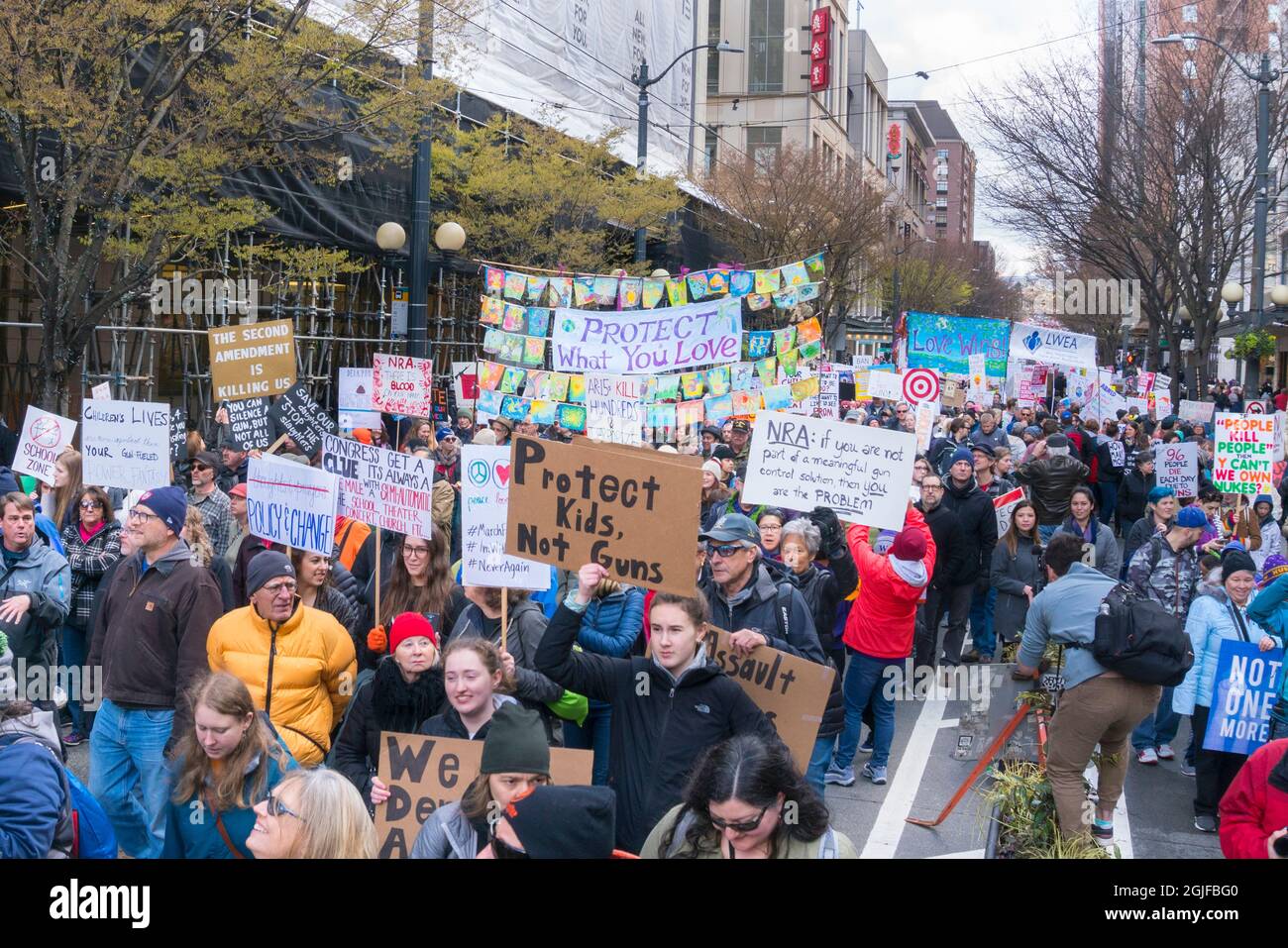 USA, Staat Washington. Auf der Straße am 24. März 2018. Stockfoto