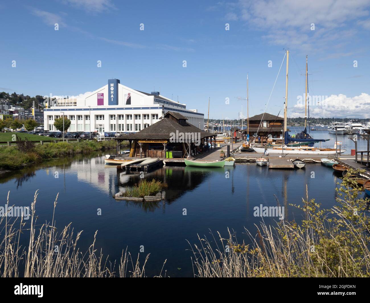 Usa, Staat Washington, Seattle. Museum für Geschichte und Industrie (MOHai) und Zentrum für Holzboote am Union See Stockfoto