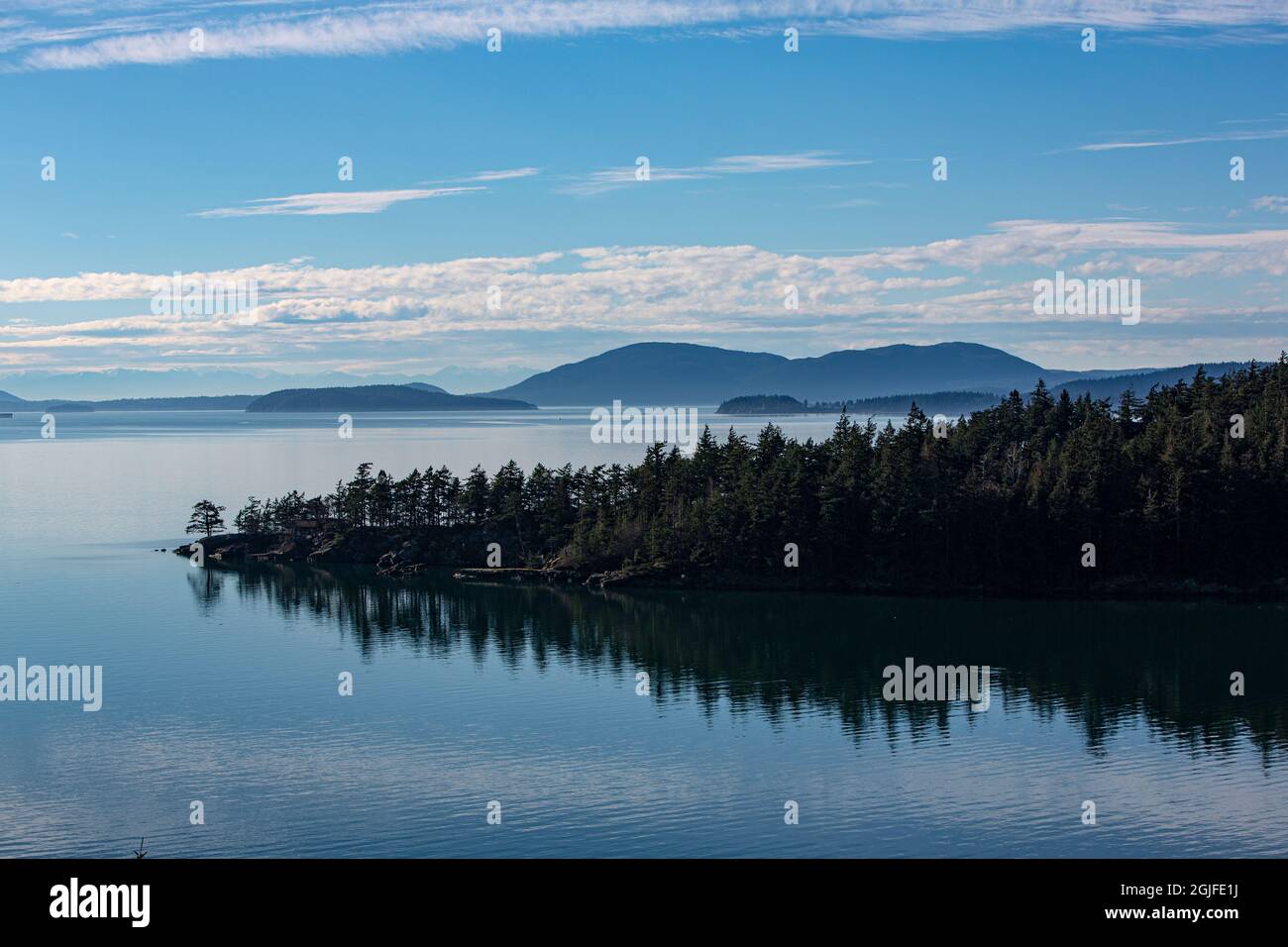USA, Staat Washington. Chuckanut Drive, San Juan Islands. Stockfoto