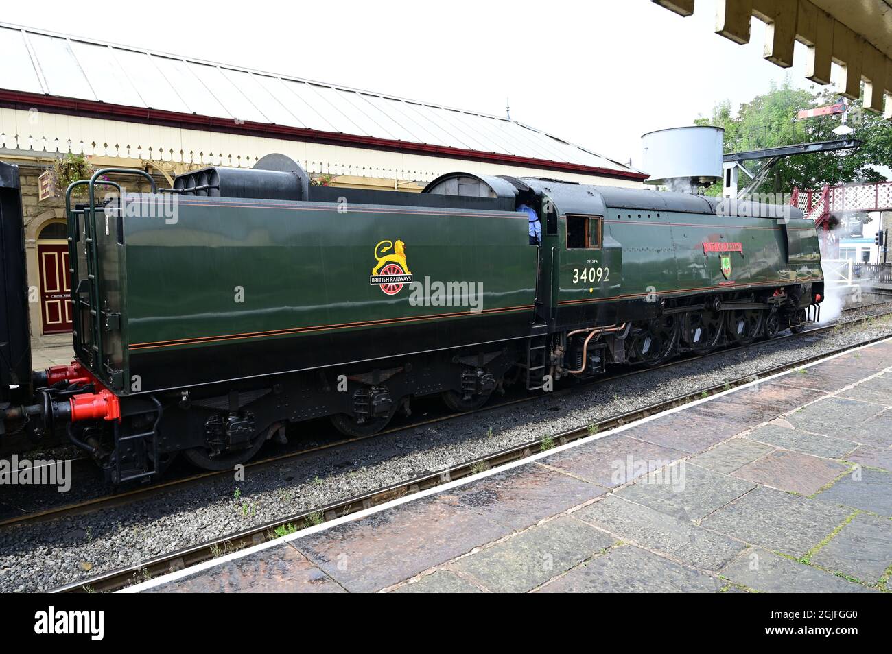 Eine Lok der West Country-Klasse „City of Wells“ auf der East Lancashire-Eisenbahn. Stockfoto