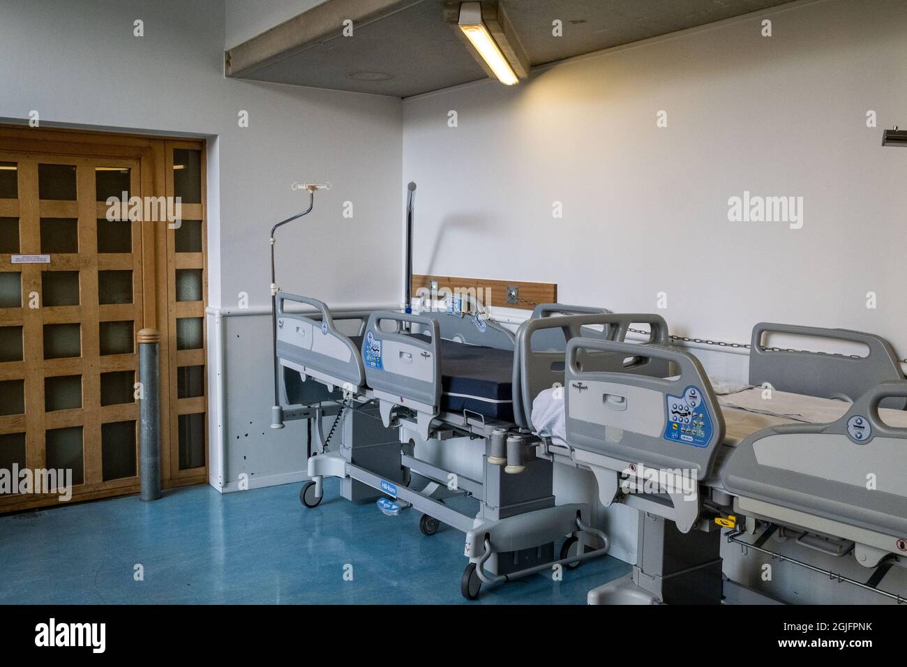 ITS-Betten bereit auf der Covid-19-Einheit des Lütticher Krankenhauses. Lüttich, Belgien. Stockfoto