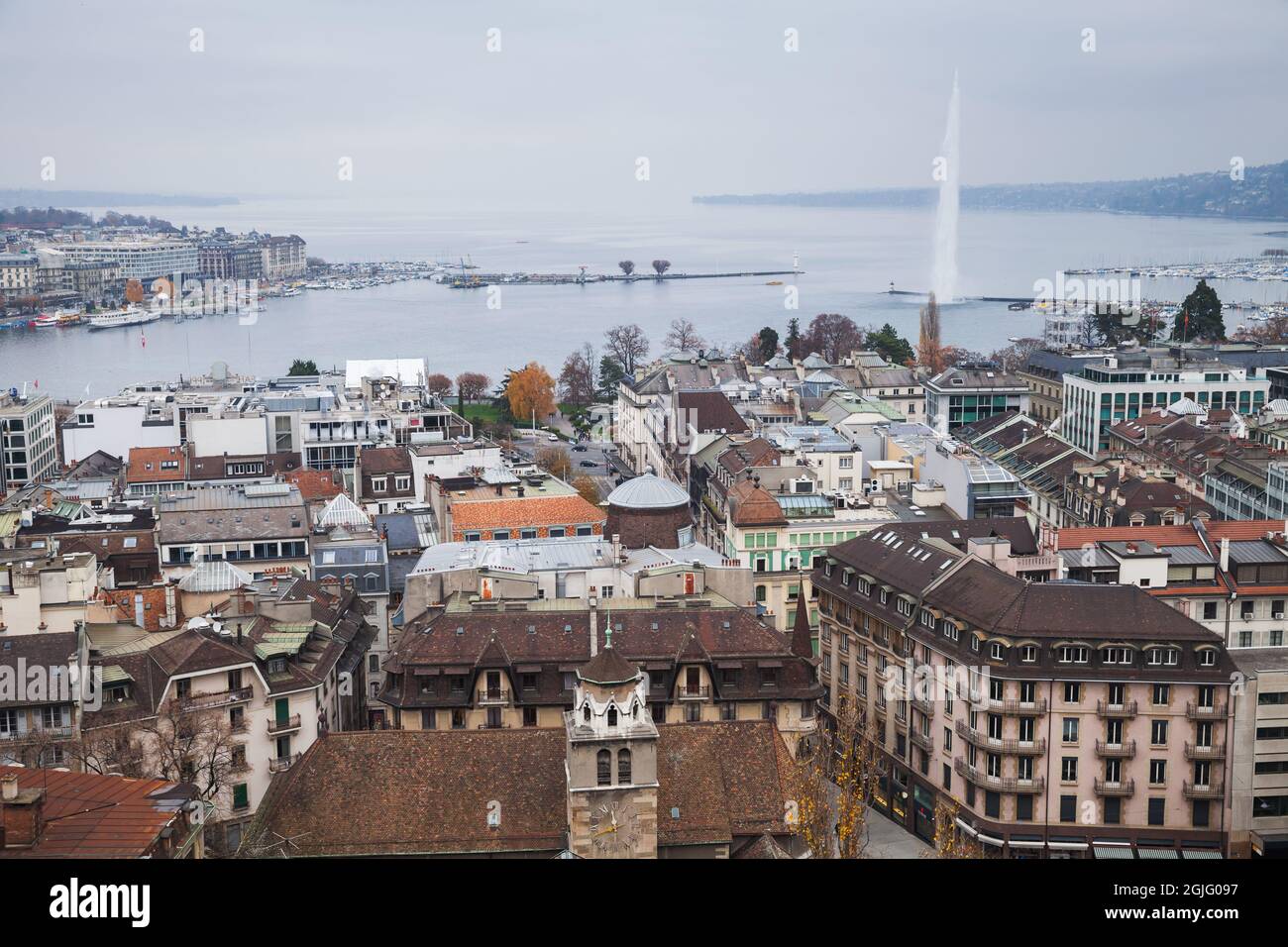 Genf, Schweiz - 26. November 2016: Luftbild des Genfer Zentralbezirks und des Genfer Sees Stockfoto