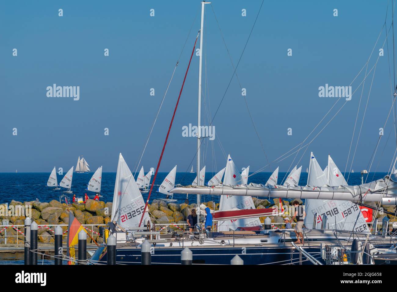 Die jährliche Kieler Woche oder Kiel Regatta´s der Ostsee ist die größte Segelveranstaltung der Welt, Schleswig-Holstein, Ostsee, Norddeutschland Stockfoto