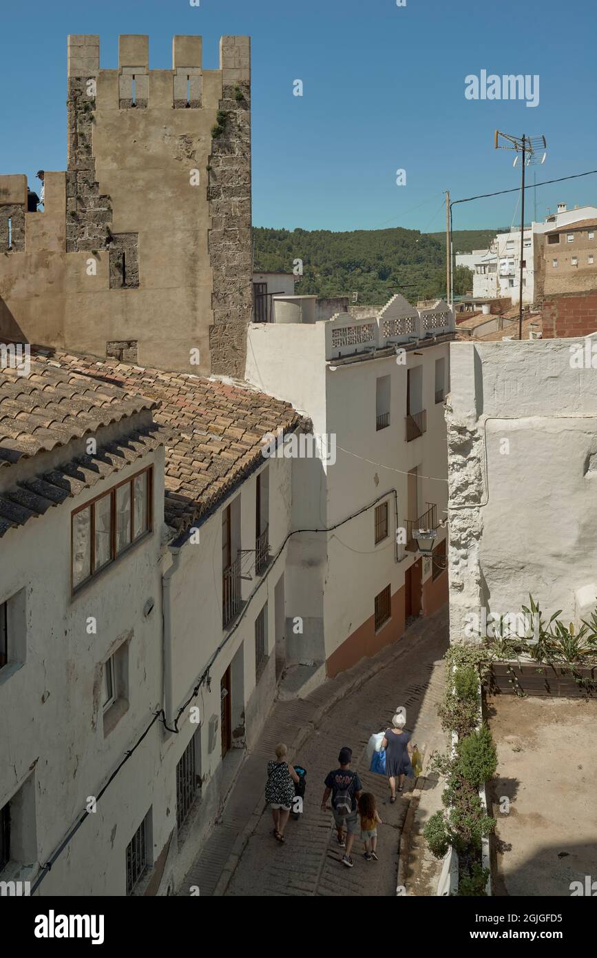 Buñol ist eine Gemeinde der Valencianischen Gemeinschaft, die sich im Landesinneren der Provinz Valencia in der Region La Hoya de Bunol, Spanien, befindet Stockfoto