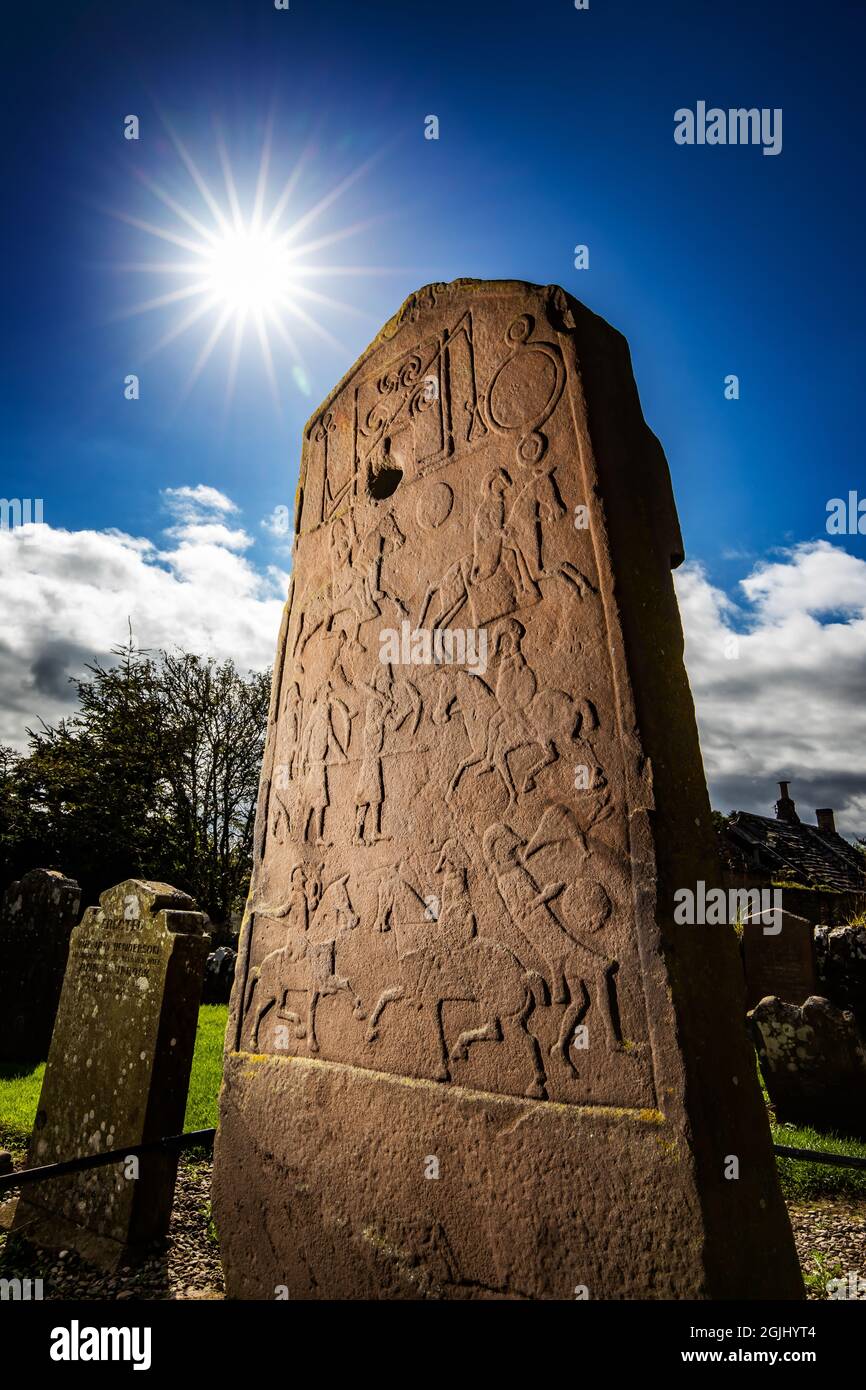 Die Rückseite der Kirkyard Cross Slab, einem der Aberlemno Standing Stones in Angus, Schottland Stockfoto