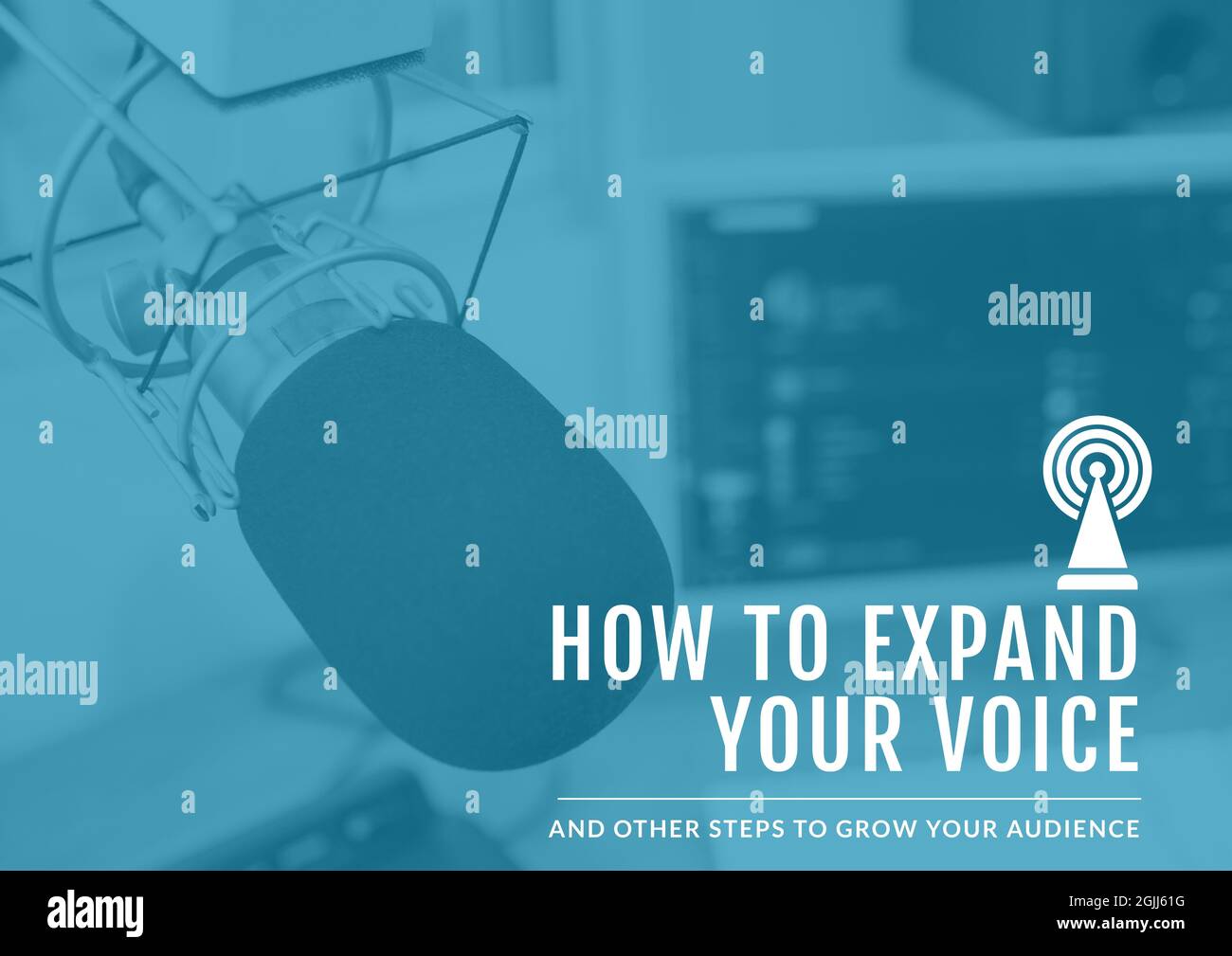 Komposition, wie Sie Ihre Stimme Text mit Broadcast-Symbol und Studio auf blau zu erweitern Stockfoto