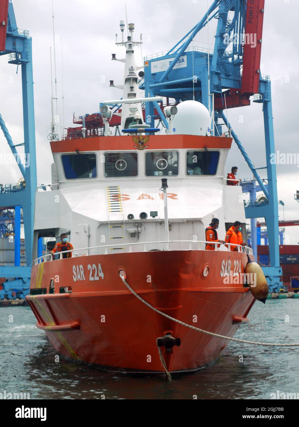 Die National Search and Rescue Agency ist eine Regierungsbehörde des indonesischen Schiffs Stockfoto