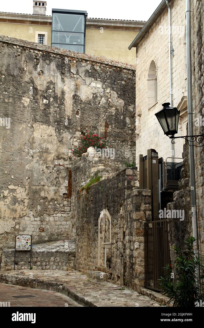 UNESCO-Weltkulturerbe die Stadt Kotor in Montenegro. Alte befestigte Stadt. Bucht von Kotor. Stockfoto