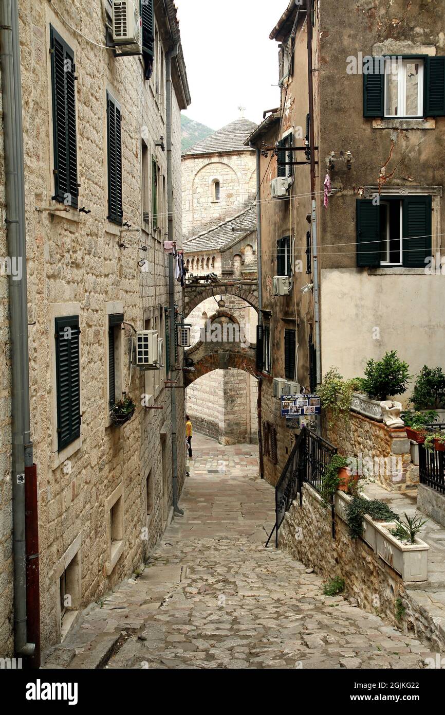 UNESCO-Weltkulturerbe die Stadt Kotor in Montenegro. Alte befestigte Stadt. Bucht von Kotor. Stockfoto