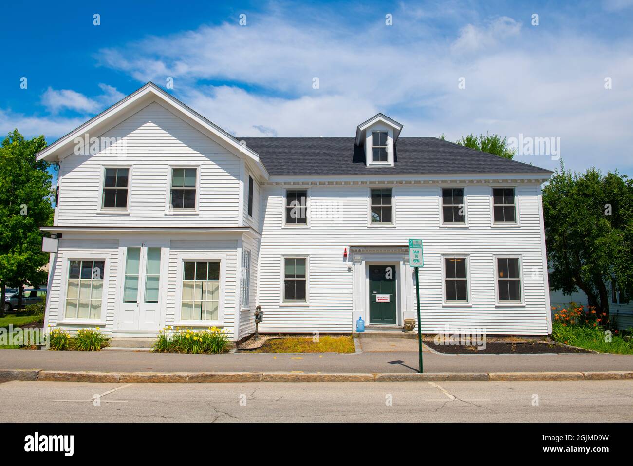 Tattersall House in der 237 Water Street im historischen Stadtzentrum von Exeter, New Hampshire, NH, USA. Jetzt gehört dieses Gebäude der Phillips Exeter Academy. Stockfoto