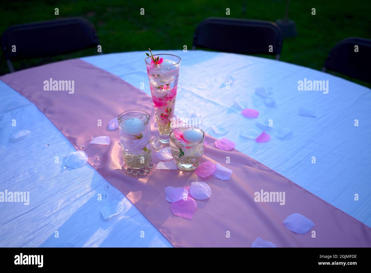 Hochzeitsfeier Dinner Tischdekoration Stockfoto