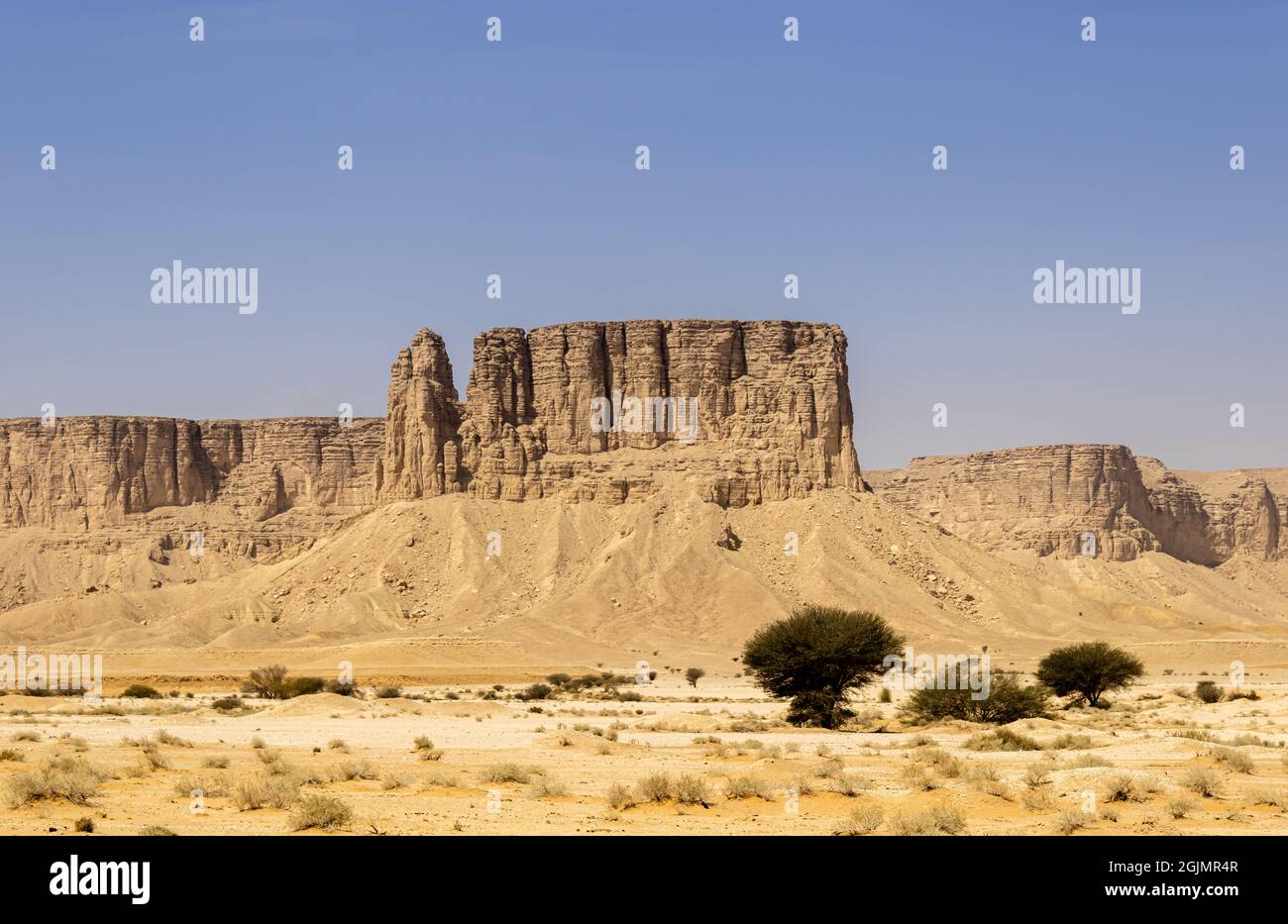 Sandsteinformationen von Jabal Tuwaiq in der Nähe von Riad, Saudi-Arabien Stockfoto