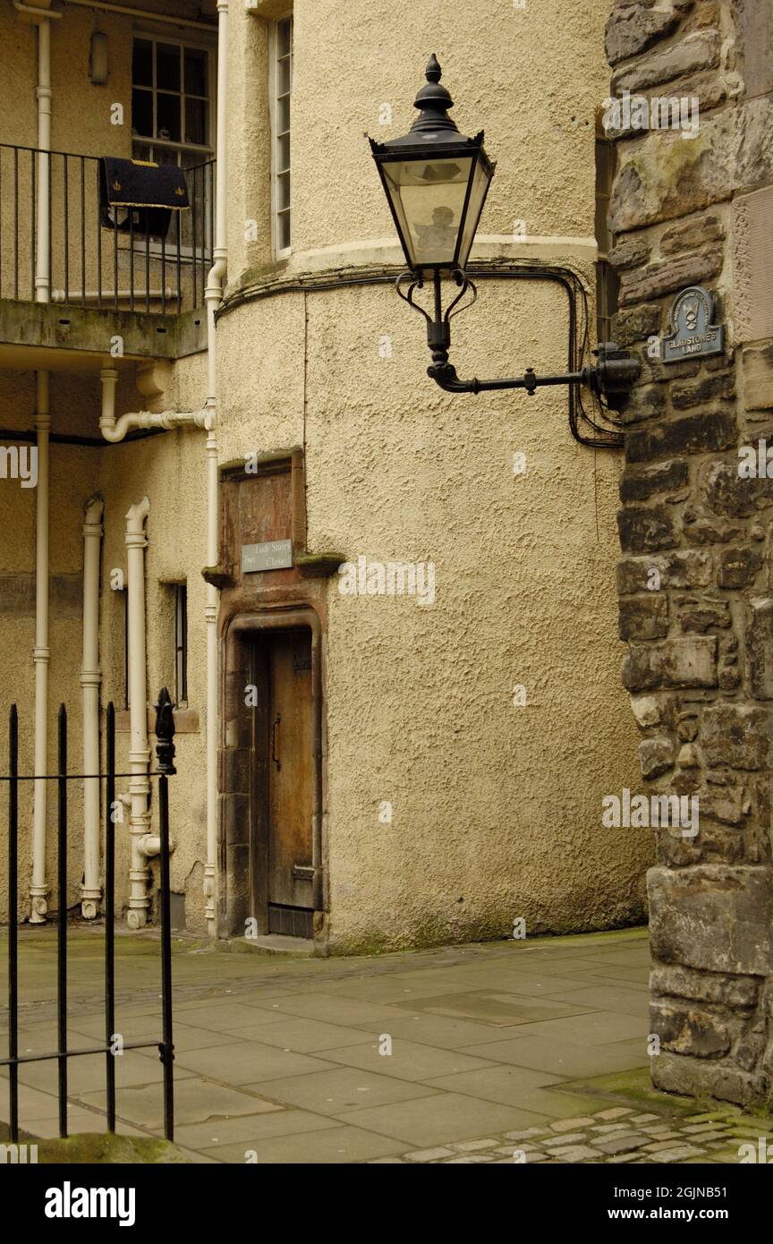 Lady Treppe schließen und Lampe in Edinburgh Stockfoto