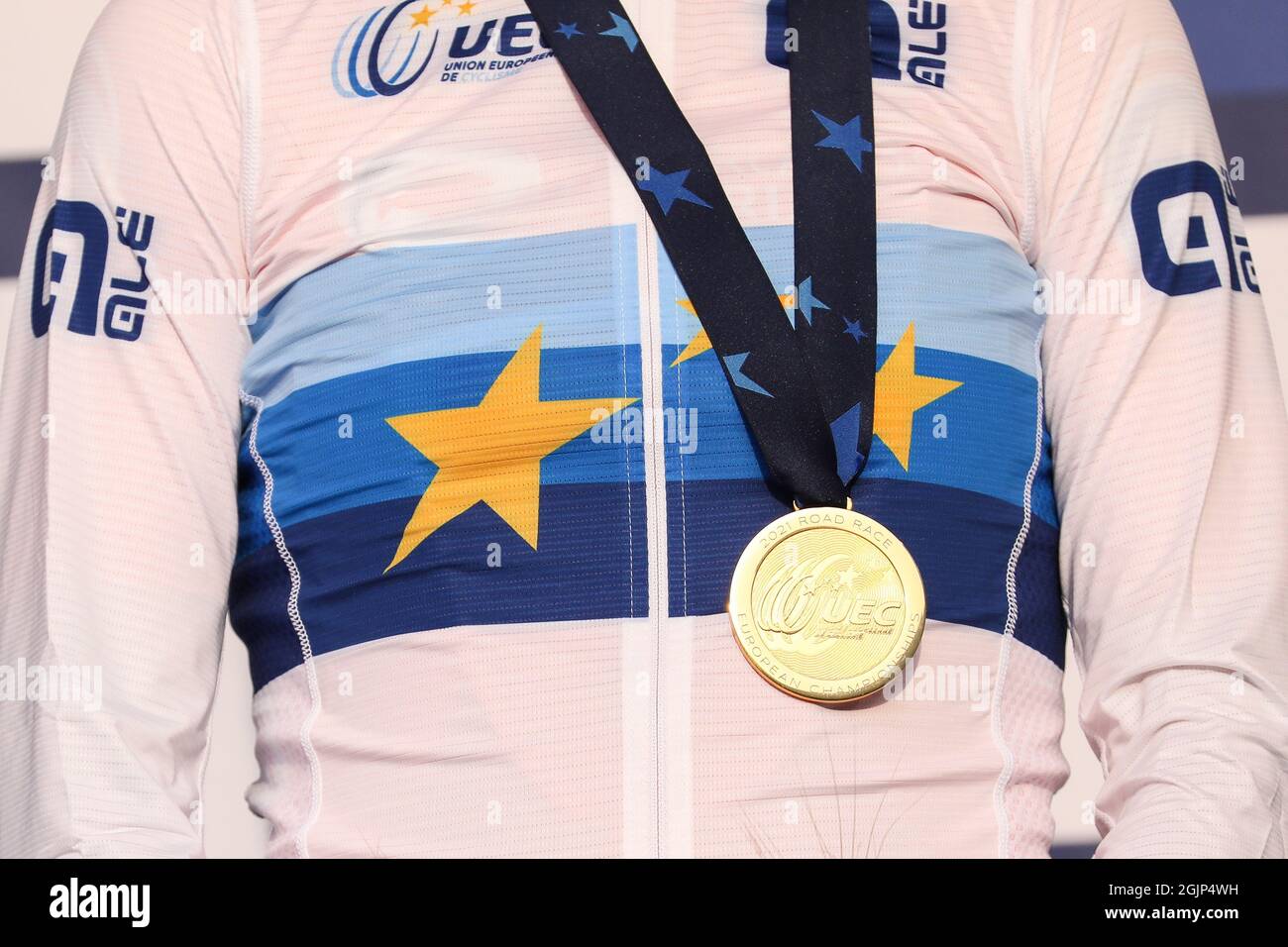 Trento, Trient, Italien, 11. September 2021, Die Goldmedaille von Ellen VAN DIJK (NED) während der UEC Road European Championships - Elite Women Road Race - Street Cycling Stockfoto