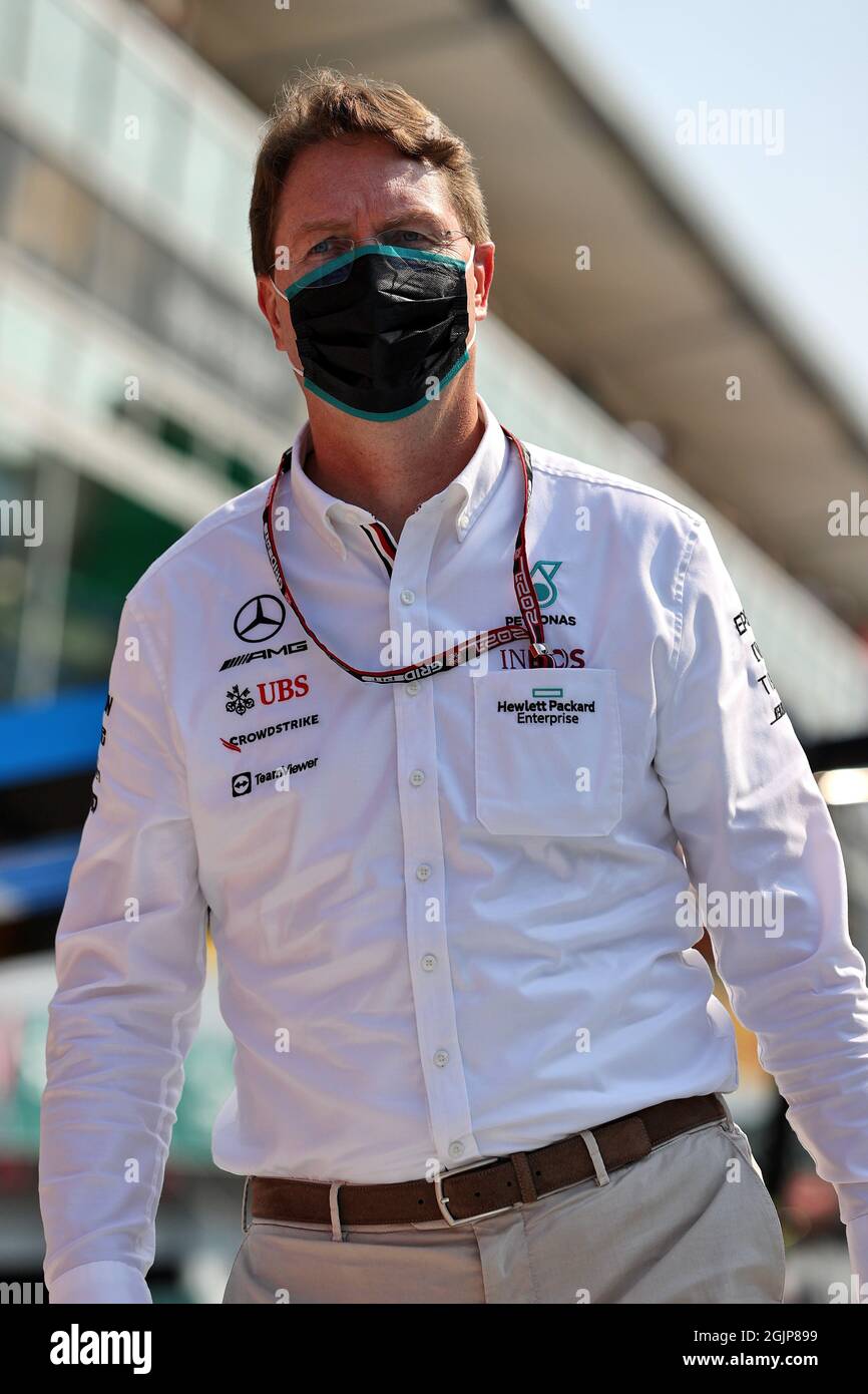 Monza, Italien. September 2021. Ola Kallenius (SWE) Daimler Vorsitzender des Vorstands und Leiter Mercedes-Benz. Großer Preis von Italien, Samstag, 11. September 2021. Monza Italien. Quelle: James Moy/Alamy Live News Stockfoto