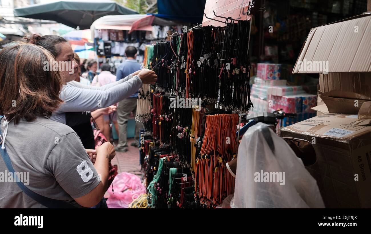 Wat Lokanukroh Open Market Area Chinatown Bangkok Thailand Stockfoto