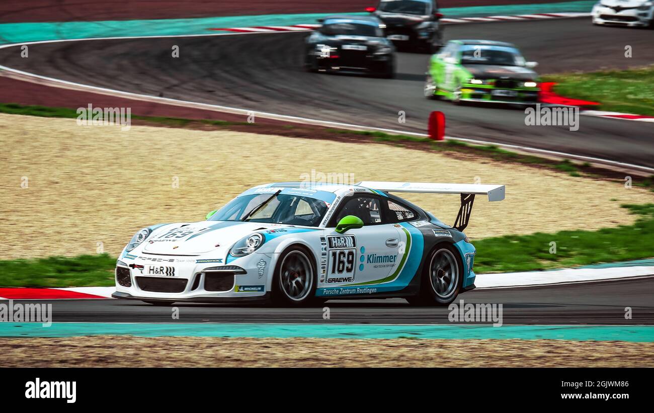 Oschersleben, 28. April 2019: Philipp Pfalzgraf fährt einen Porsche Cayman GT4 während der Spezial Tourenwagen Trophy in der Motorsport Arena in Stockfoto