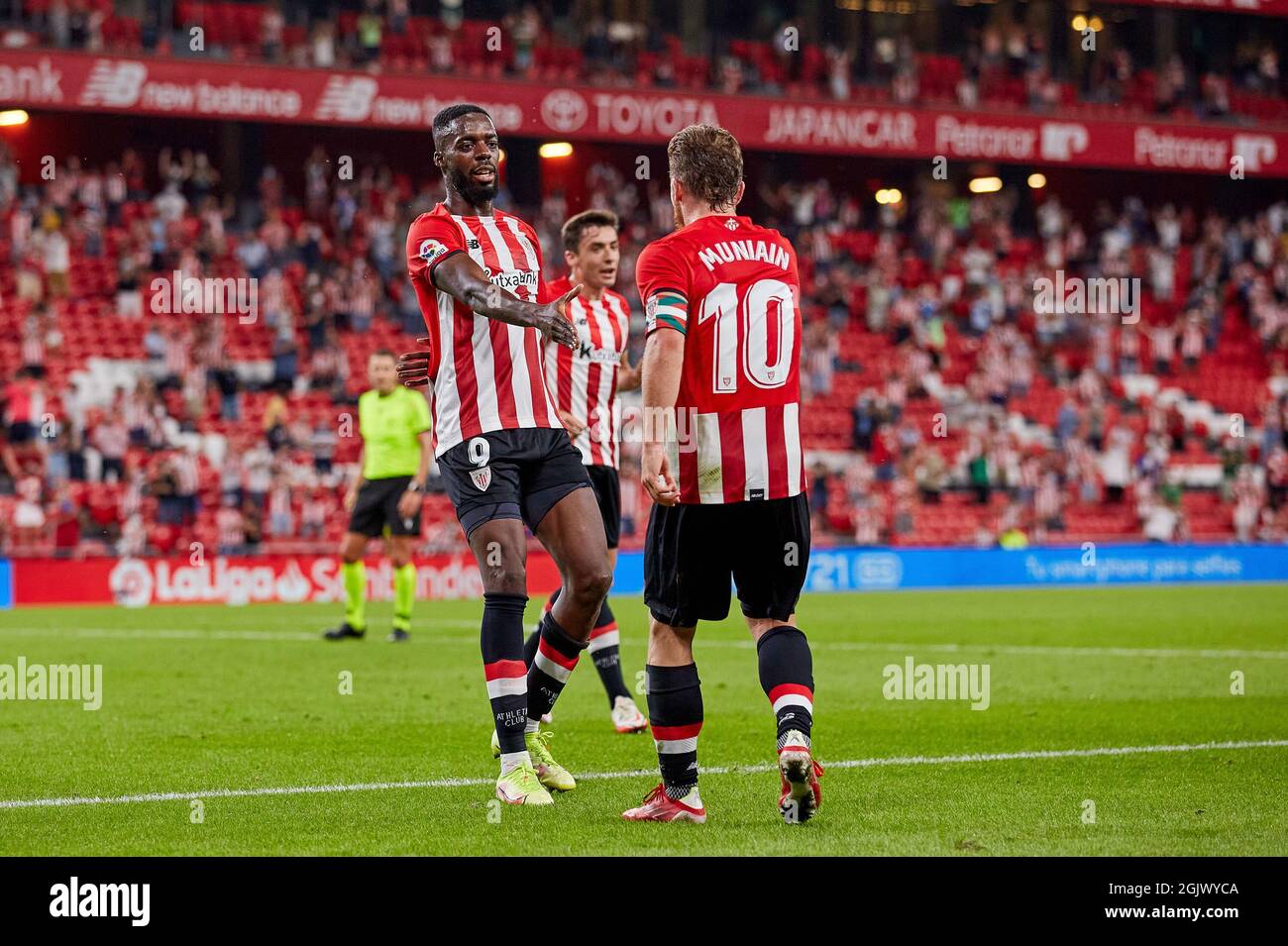 Inaki Williams vom Athletic Club feiert sein Tor mit seinen Teamkollegen während der spanischen Liga, La Liga Santander, Fußballspiel zwischen Athletic Club und RCD Mallorca im San Mames Stadion am 11. September 2021 in Bilbao, Spanien Stockfoto