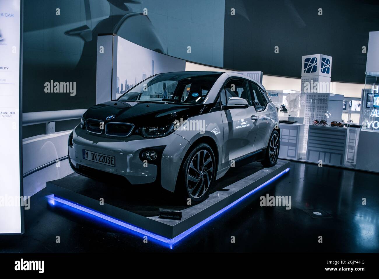 BMW i steht für eine gesunde und zukunftsorientierte Bedeutung der nachhaltigen premium Mobilität: Elektroantrieb, innovativen Material Stockfoto