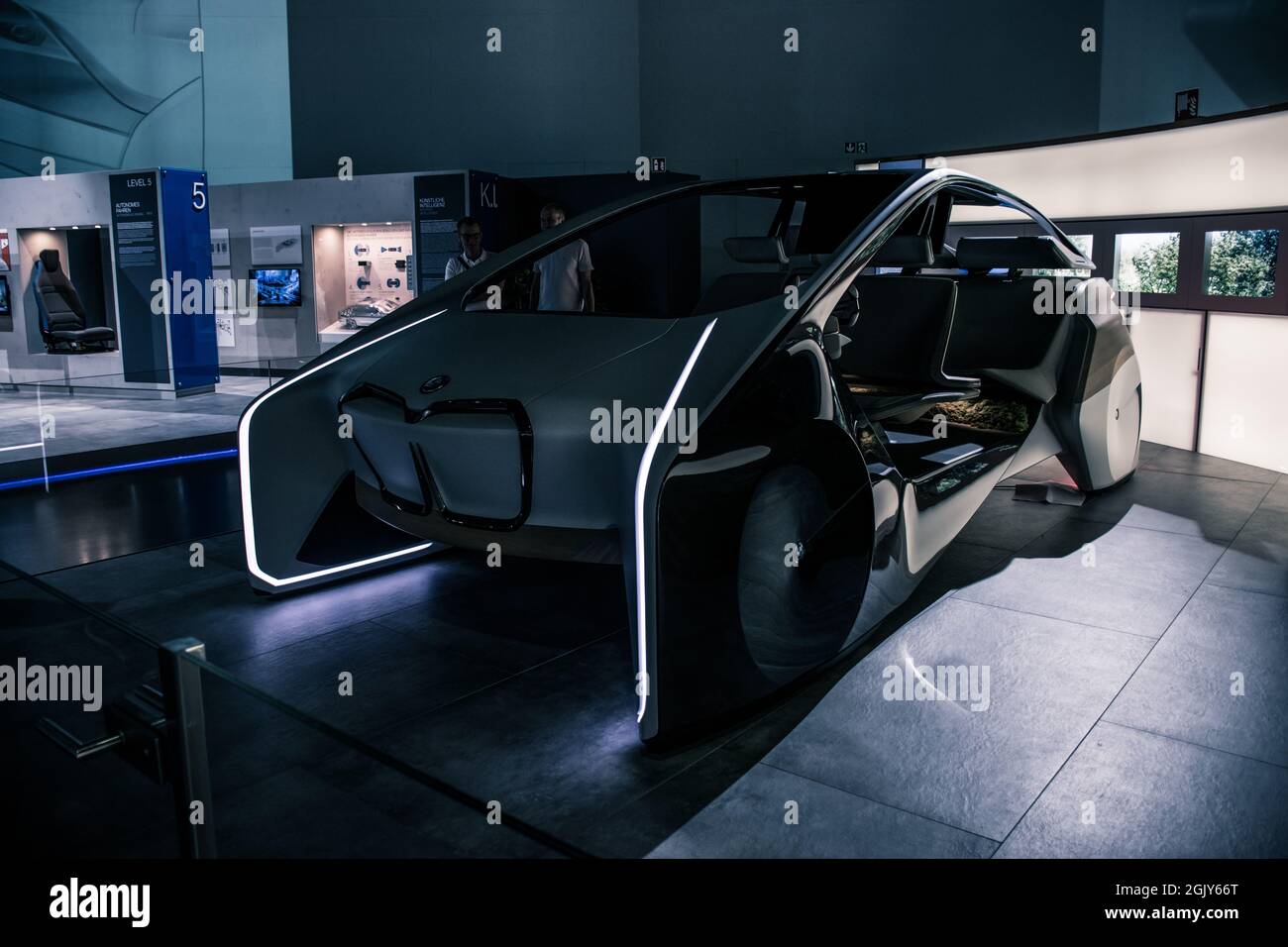 BMW i steht für eine gesunde und zukunftsorientierte Bedeutung der nachhaltigen premium Mobilität: Elektroantrieb, innovativen Material Stockfoto