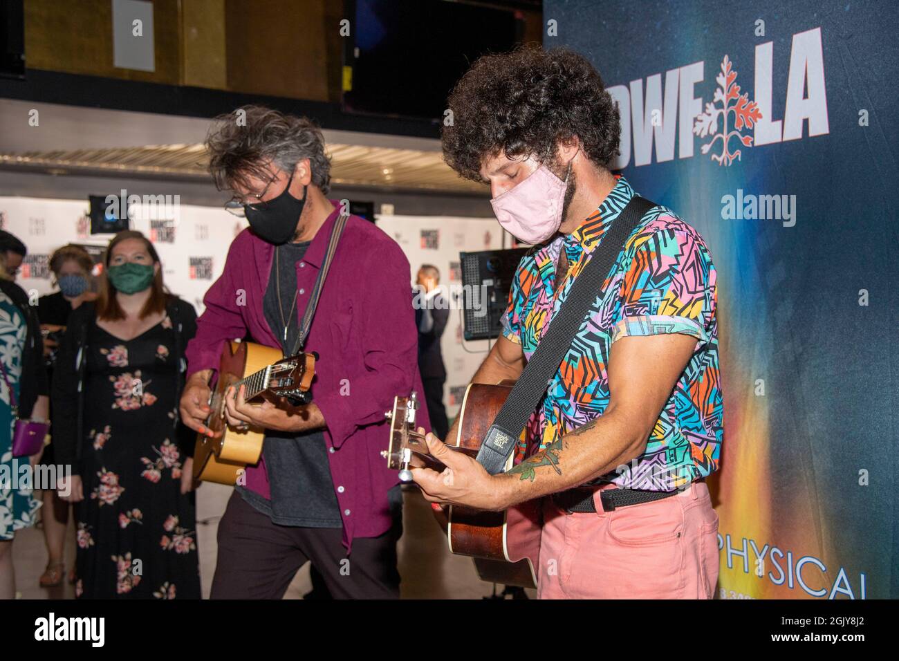 Los Angeles, USA. September 2021. Shawn Harris und Jon Devoto spielen 24. Jährliche Tänze mit Filmen Festival Music Videos Premiere von 'Bleeding Audio' von Spielen im TCL Chinese Theatre, Los Angeles, CA am 11. September 2021 Credit: Eugene Powers/Alamy Live News Stockfoto