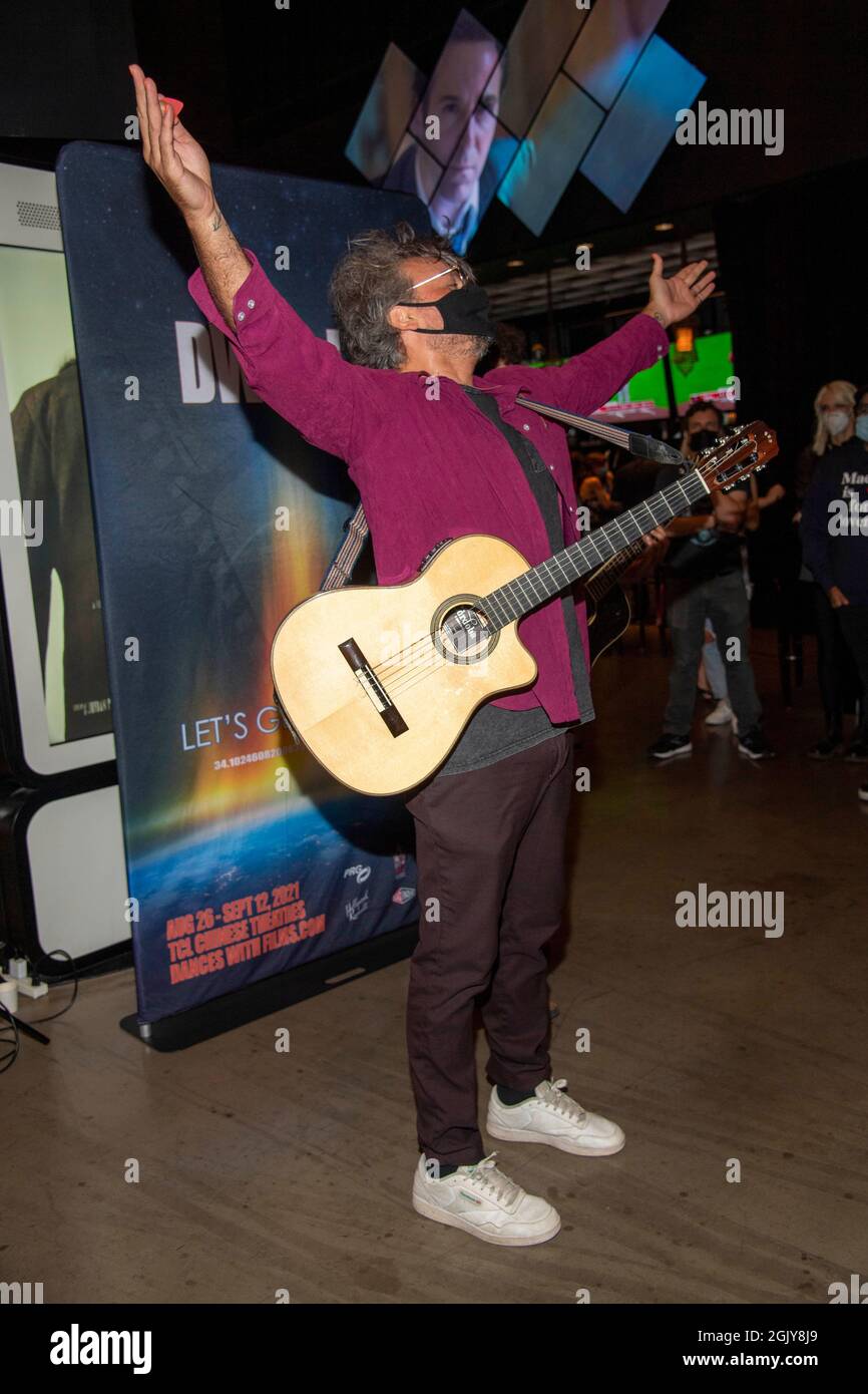 Los Angeles, USA. September 2021. Shawn Harris und Jon Devoto spielen 24. Jährliche Tänze mit Filmen Festival Music Videos Premiere von 'Bleeding Audio' von Spielen im TCL Chinese Theatre, Los Angeles, CA am 11. September 2021 Credit: Eugene Powers/Alamy Live News Stockfoto