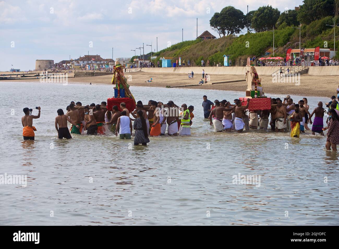Dies ist der letzte Tag von Chathurtho, wo Lord Ganesh in das Meer eingetaucht ist. Stockfoto