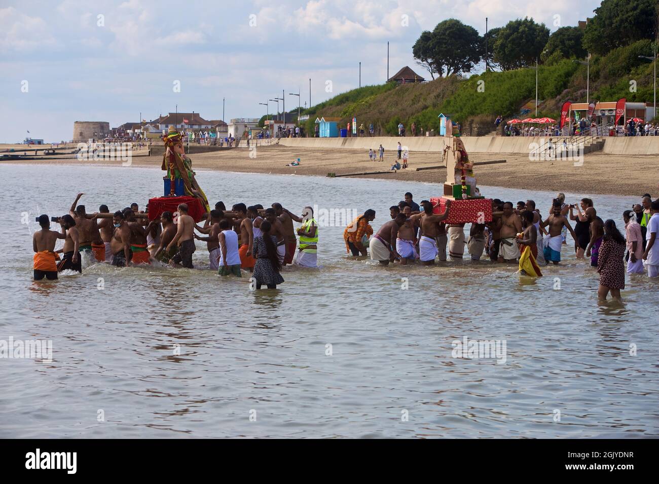 Dies ist der letzte Tag von Chathurtho, wo Lord Ganesh in das Meer eingetaucht ist. Stockfoto