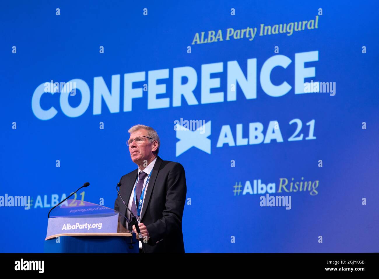 Der abtei-nige Anführer Kenny MacAskill während der ersten jährlichen Konferenz für die Alba Party im Rathaus von Greenock, Greenock, Inverclyde. Bilddatum: Sonntag, 12. September 2021. Stockfoto