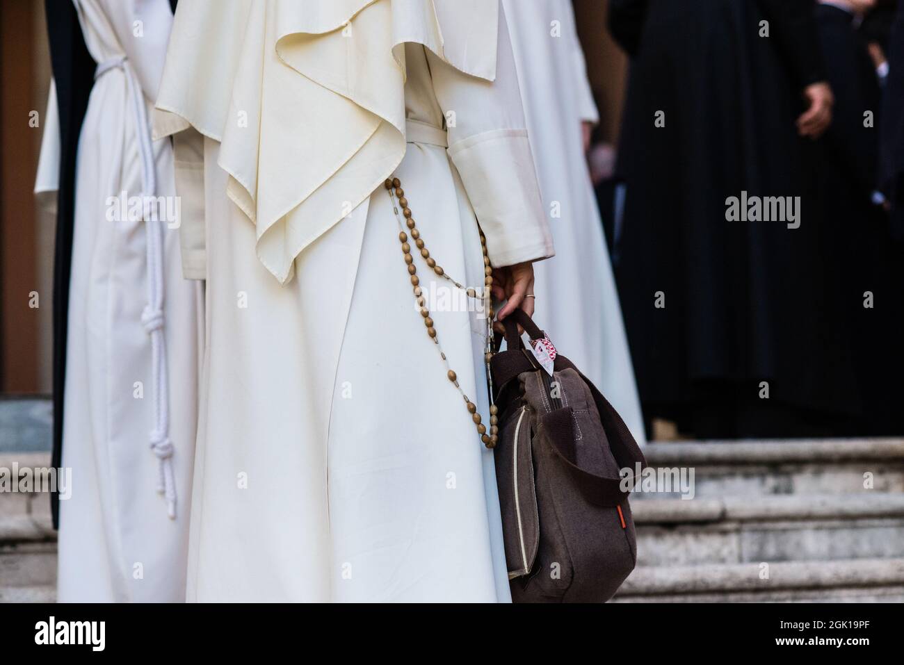 Eine Nahaufnahme der Tasche einer Nonne - monastischer Orden der katholischen Kirche Stockfoto
