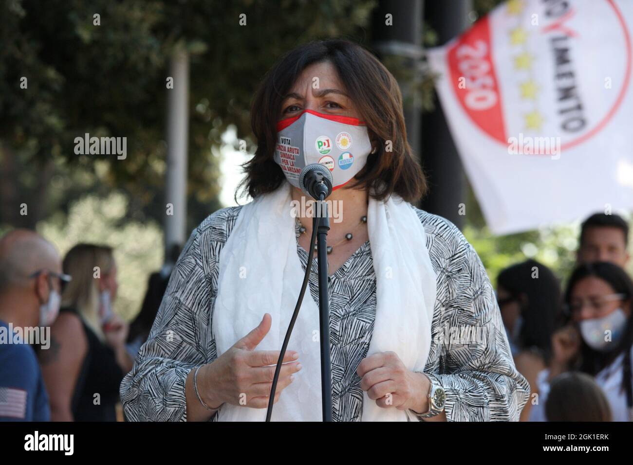 Arzano, Italien. September 2021. Loredana Raia Vizepräsidentin des Regionalrats Kampanien, Vizepräsident Consiglio Regionale della Campania bei der Eröffnung des Wahlkampfs in Arzano. (Foto: Salvatore Esposito/Pacific Press) Quelle: Pacific Press Media Production Corp./Alamy Live News Stockfoto