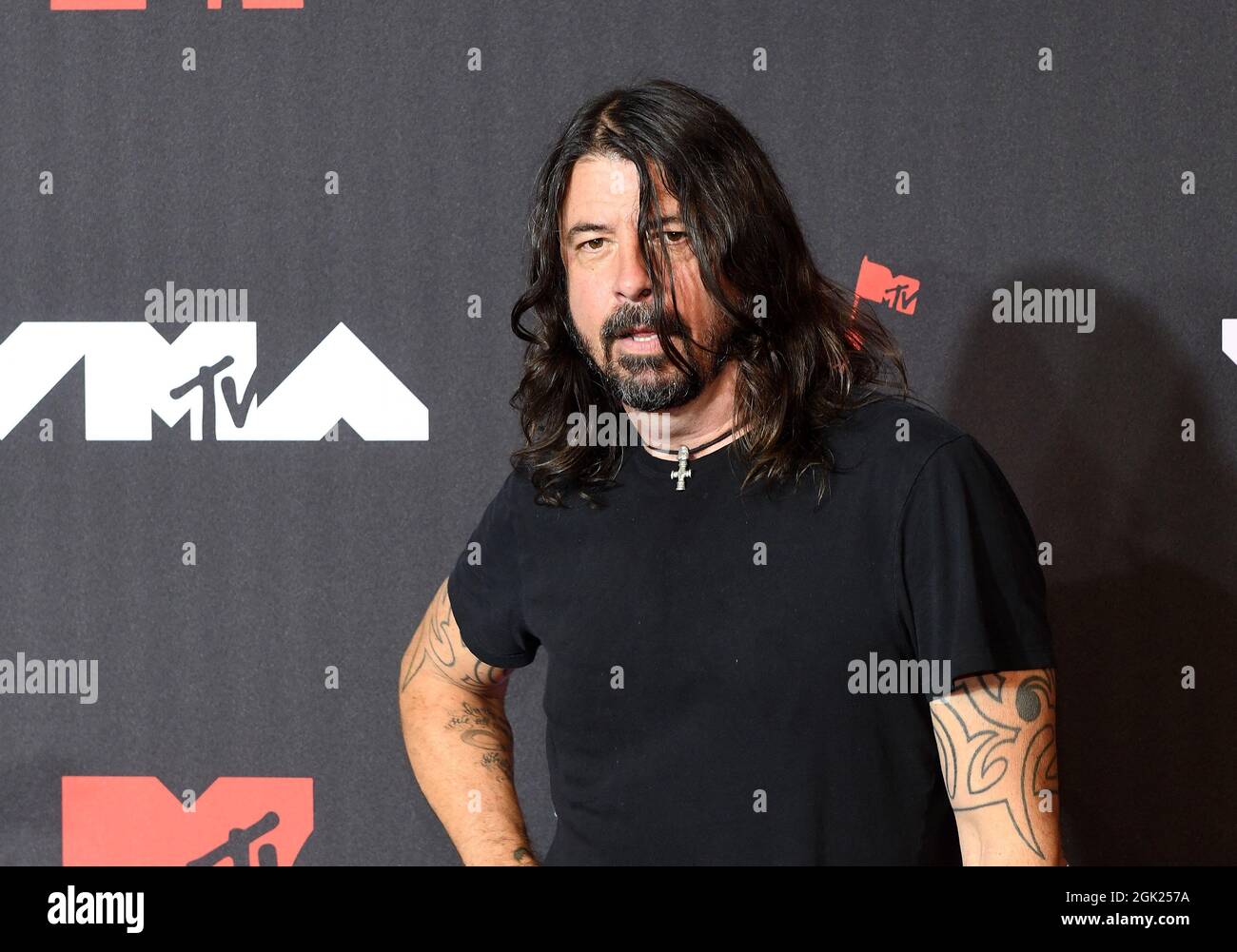 New York, USA. September 2021. Dave Grohl von den Foo Fighters nimmt am 12. September 2021 im New Yorker Stadtteil Brooklyn an den MTV Video Music Awards 2021 im Barclays Center Teil. Foto: Jeremy Smith/imageSPACE/Sipa USA Kredit: SIPA USA/Alamy Live News Stockfoto