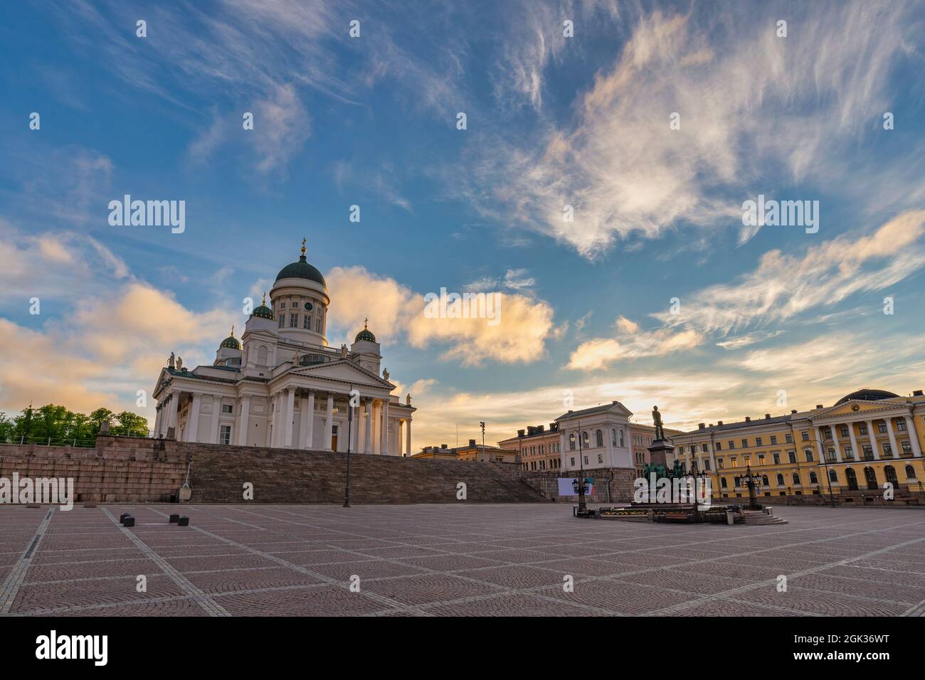 Helsinki Finnland, Skyline von Sonnenaufgang am Dom und Senatsplatz von Helsinki Stockfoto