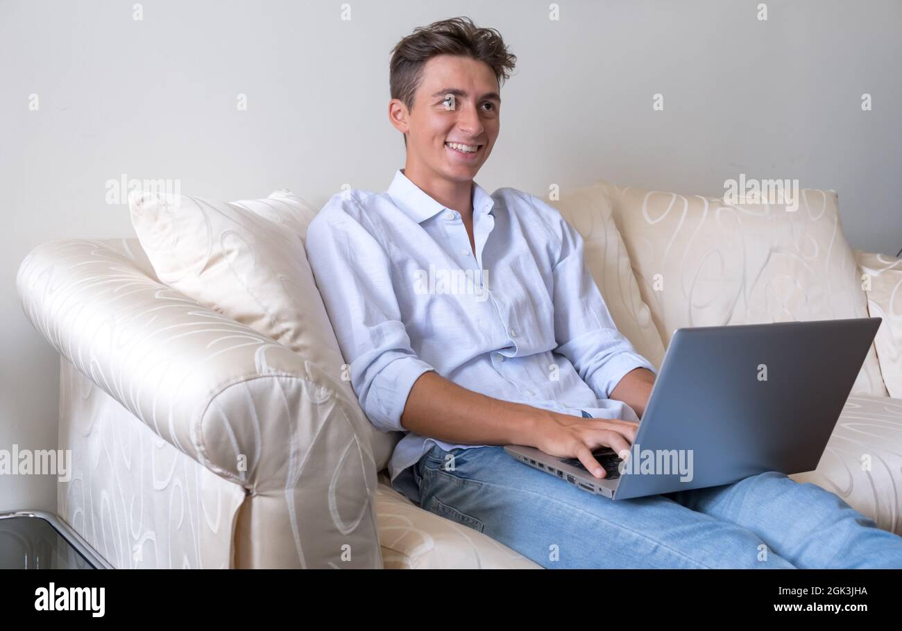 Smart arbeiten Fotos und Bildmaterial in hoher Auflösung Alamy